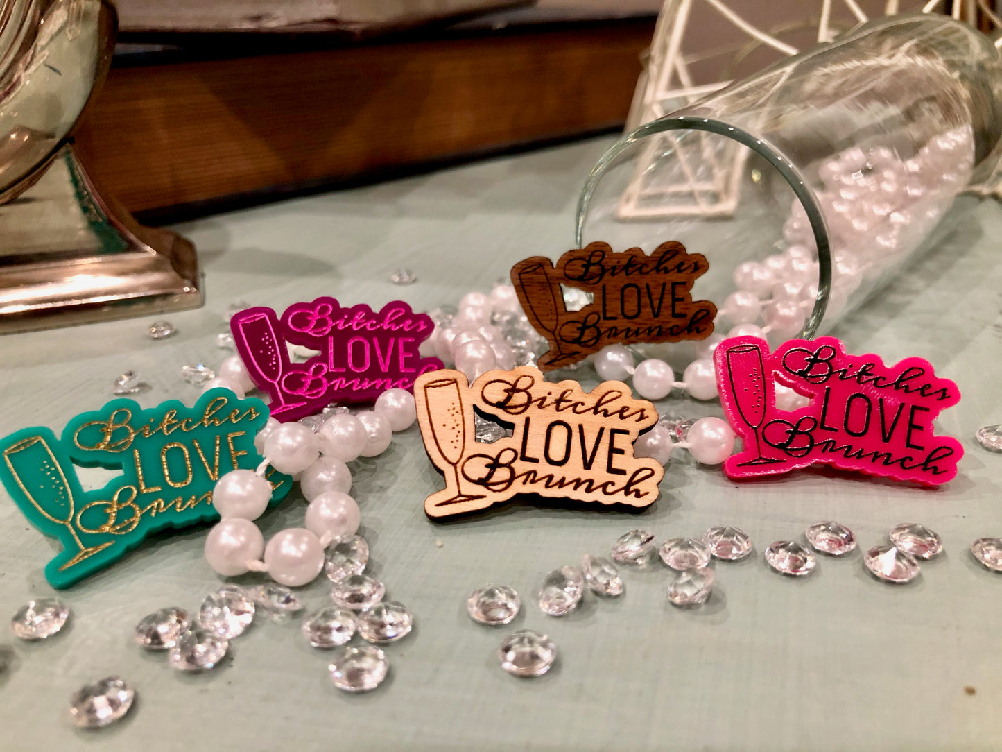 B*****s/Babes Love Brunch Pin