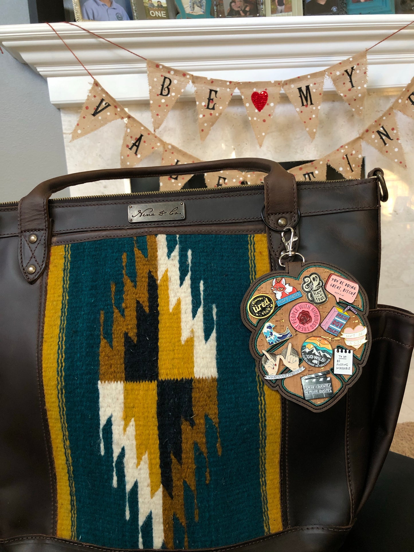 PinLeaf Portable Pin Display