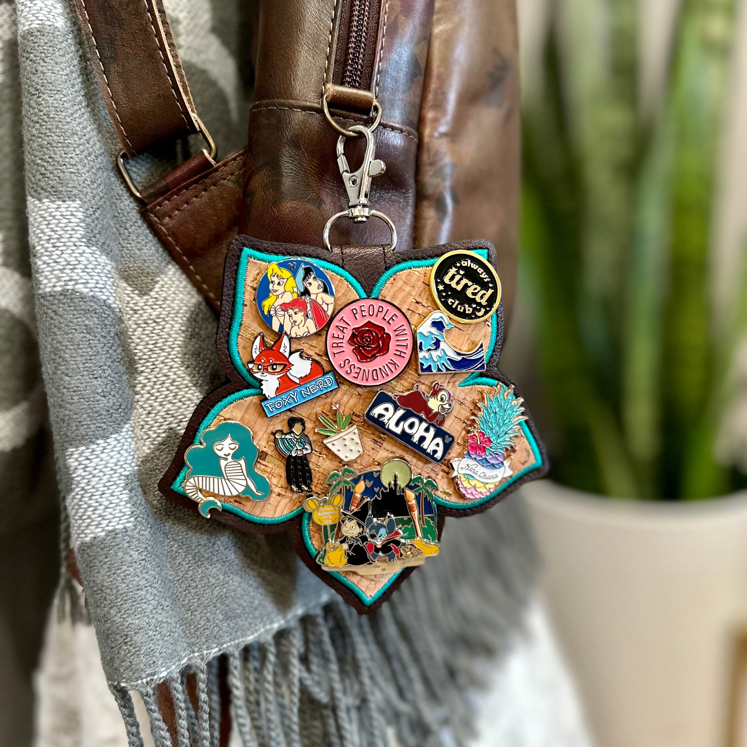PinFlower Portable Pin Display – ApplePine Designs
